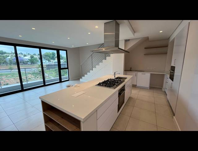 3 bed property to rent in GLENADRIENNE